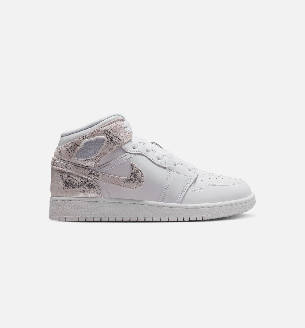 Air Jordan 1 Mid SE Grade School Shoes - White / Field Silver