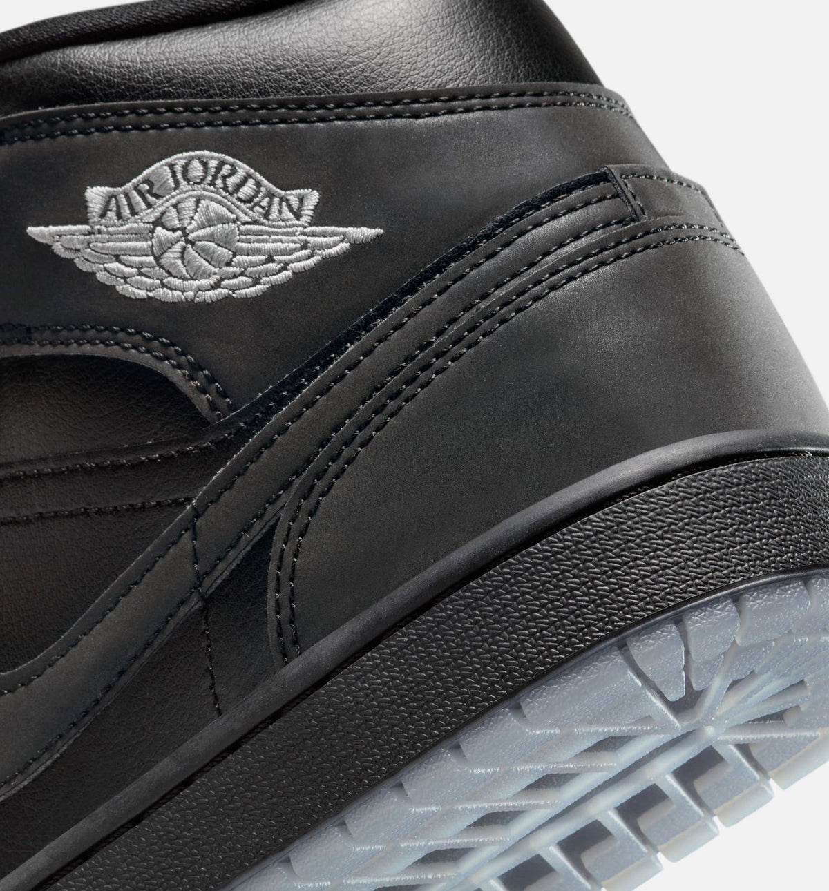 Air Jordan 1 Mid SE Men's Shoes - Black / Grey