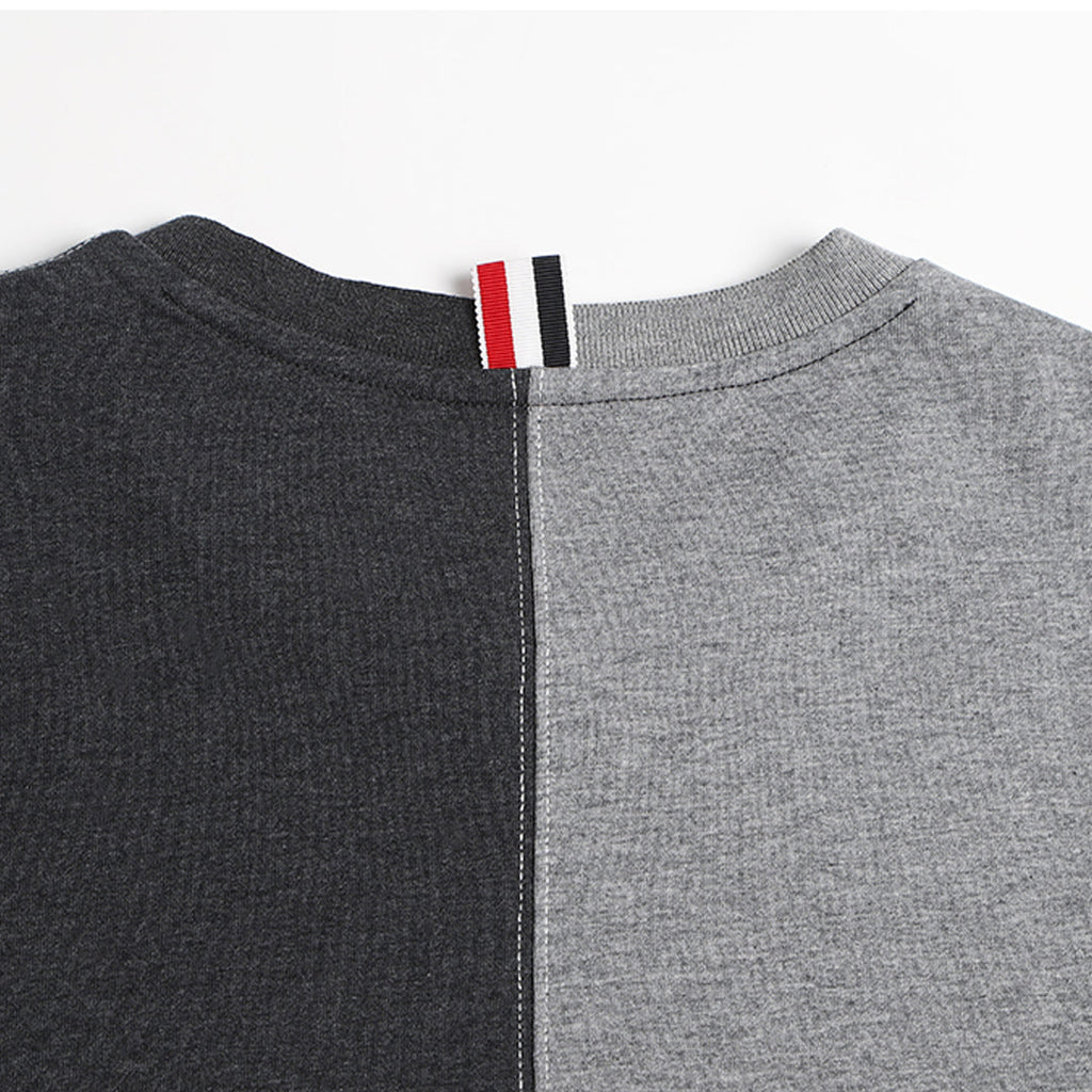 Classic Four-Bar T-Shirt with Button Side Vents - Premium Cotton | Thom Browne