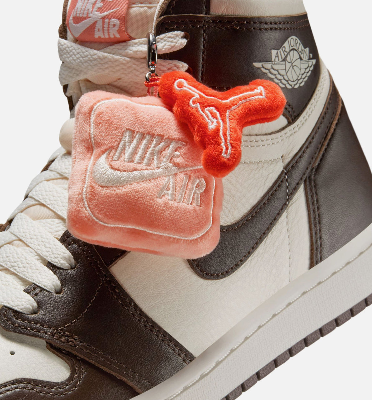 Air Jordan 1 Retro High OG Women's Shoes - Baroque Brown