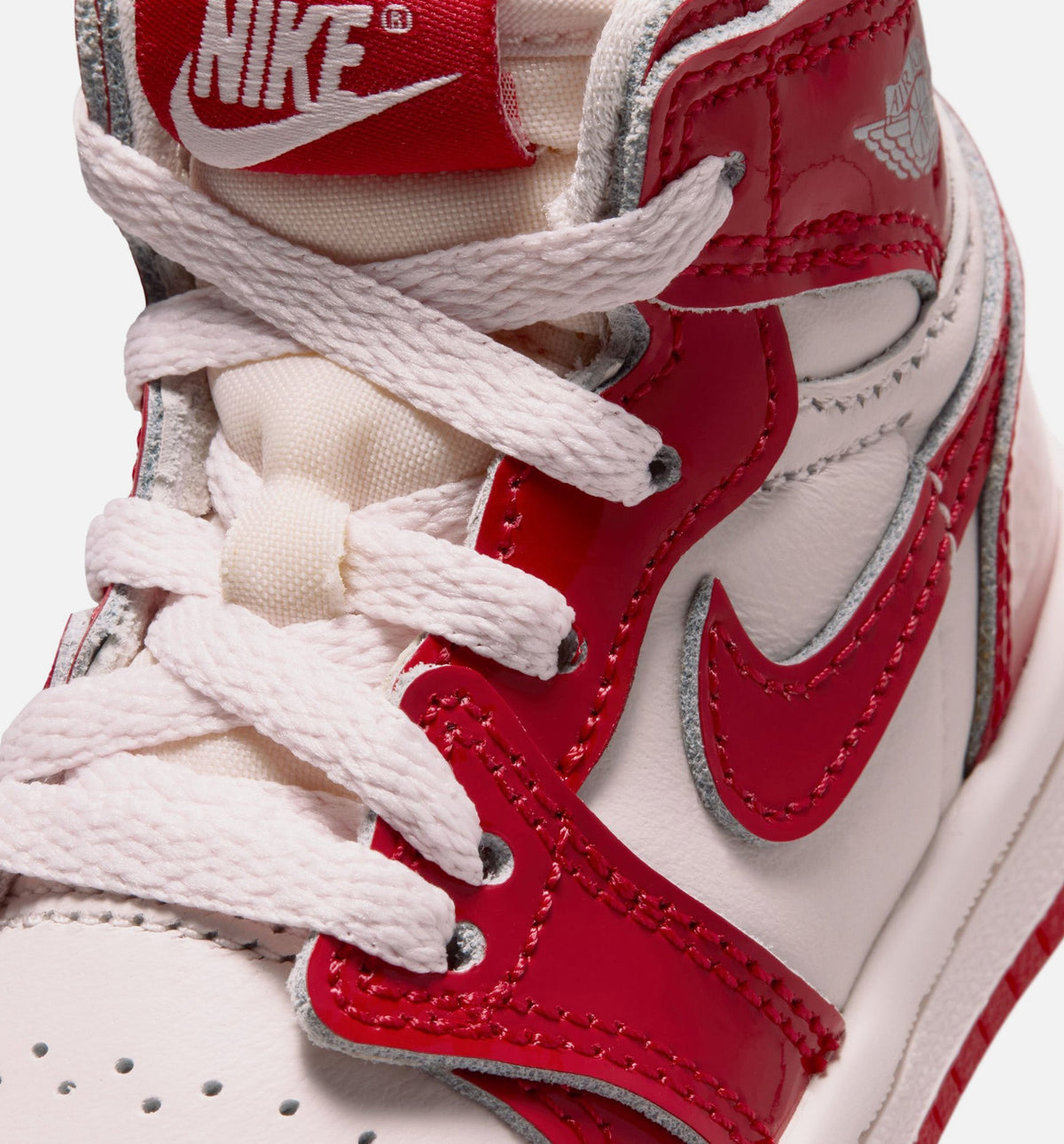 Air Jordan 1 Retro High OG Infant Toddler Lifestyle Shoe - Varsity Red/Metallic Silver