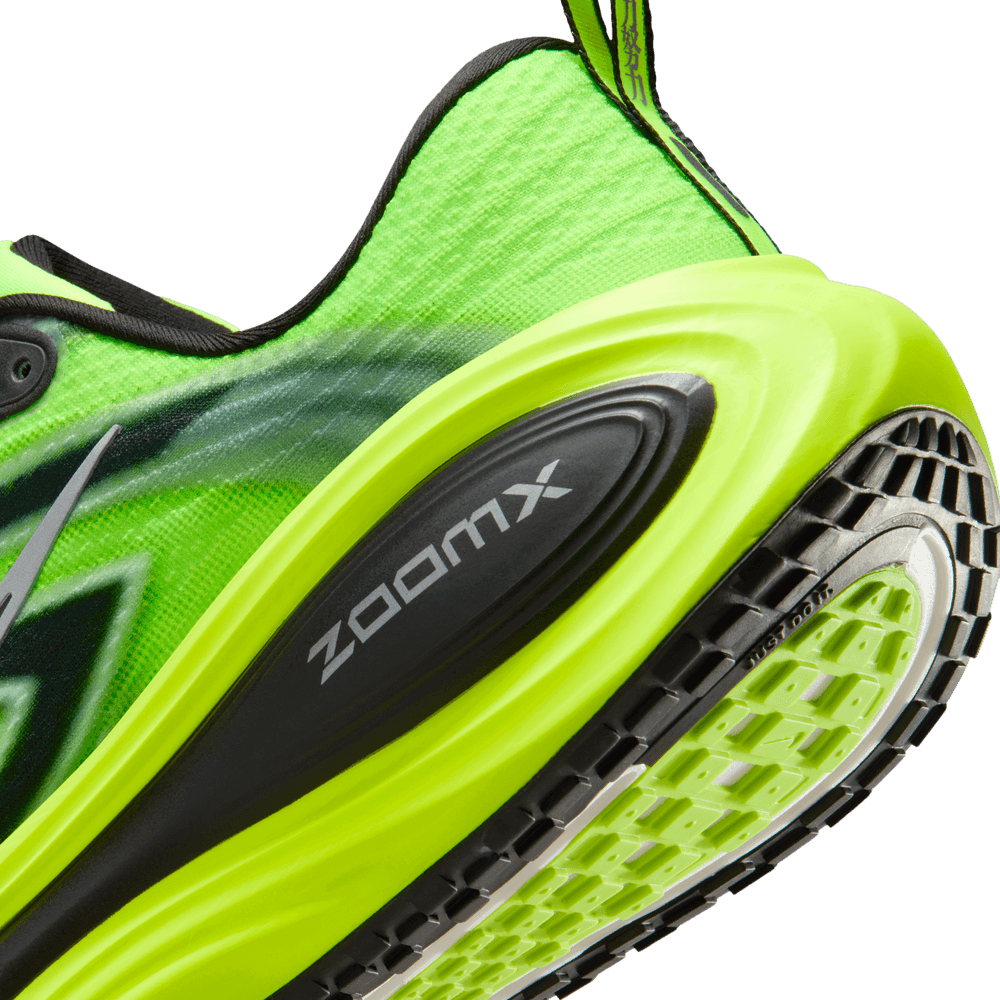 Nike Vomero Plus SE