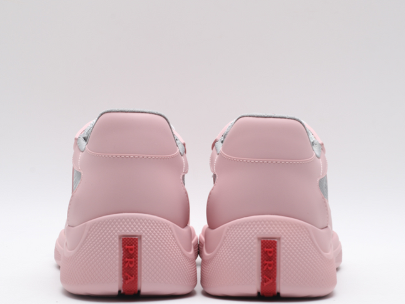 Patent Leather Sneakers – Low-Top Trainer