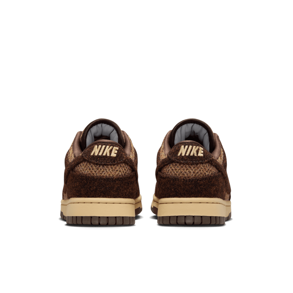Wmns Nike Dunk Low