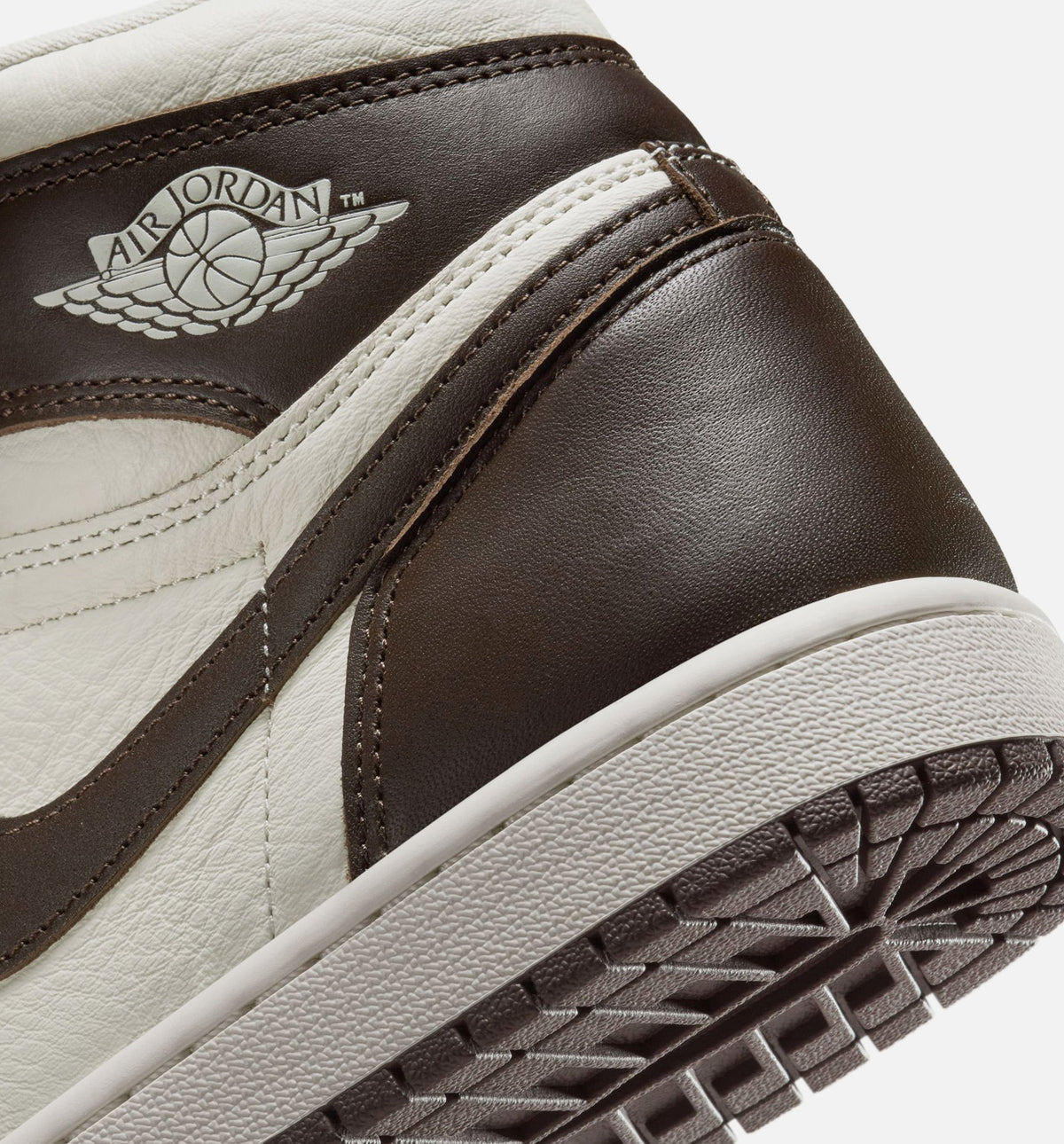 Air Jordan 1 Retro High OG Women's Shoes - Baroque Brown