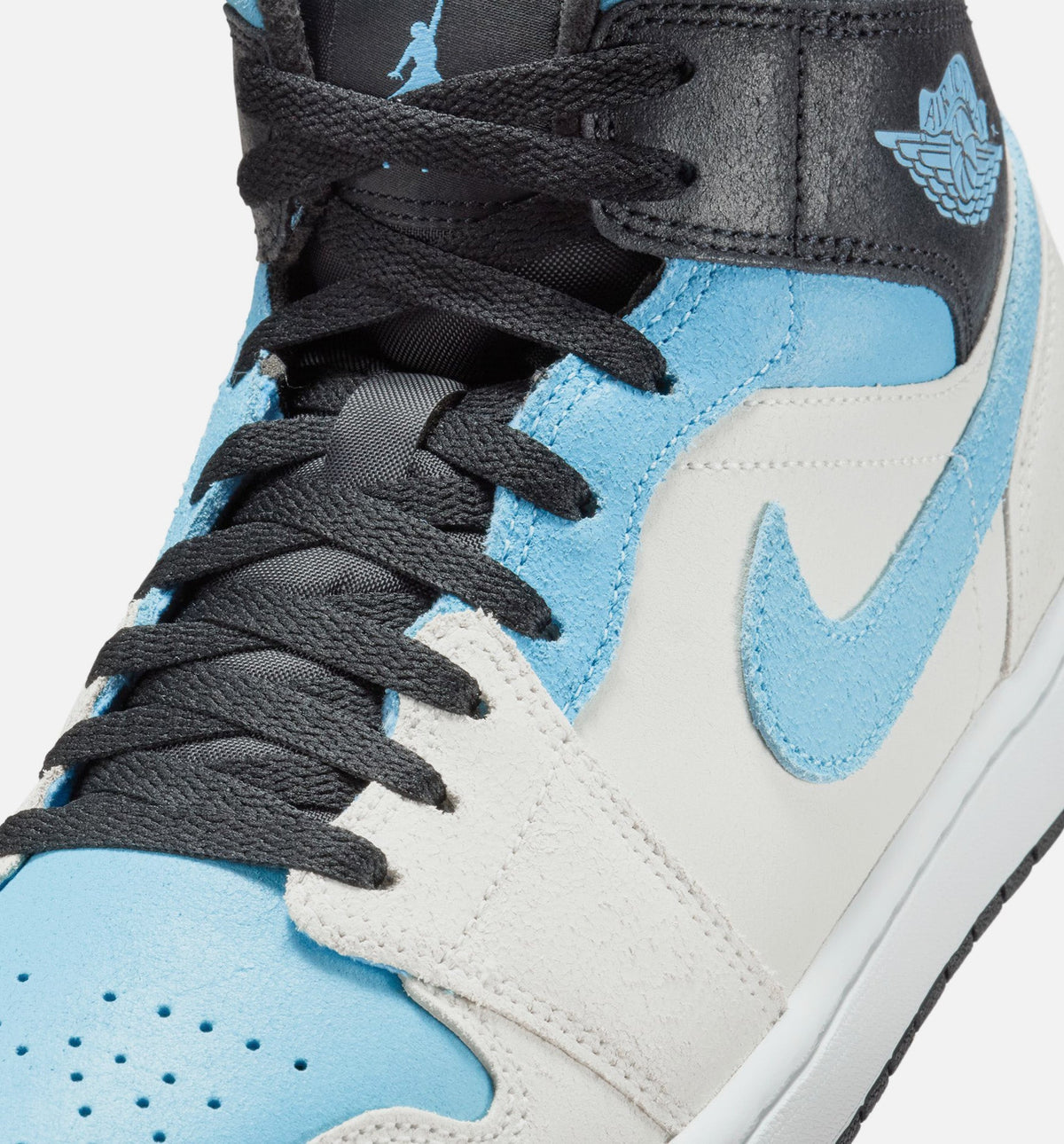 Air Jordan 1 Mid SE Men's Shoes - Summit White / Blue Chill / Black