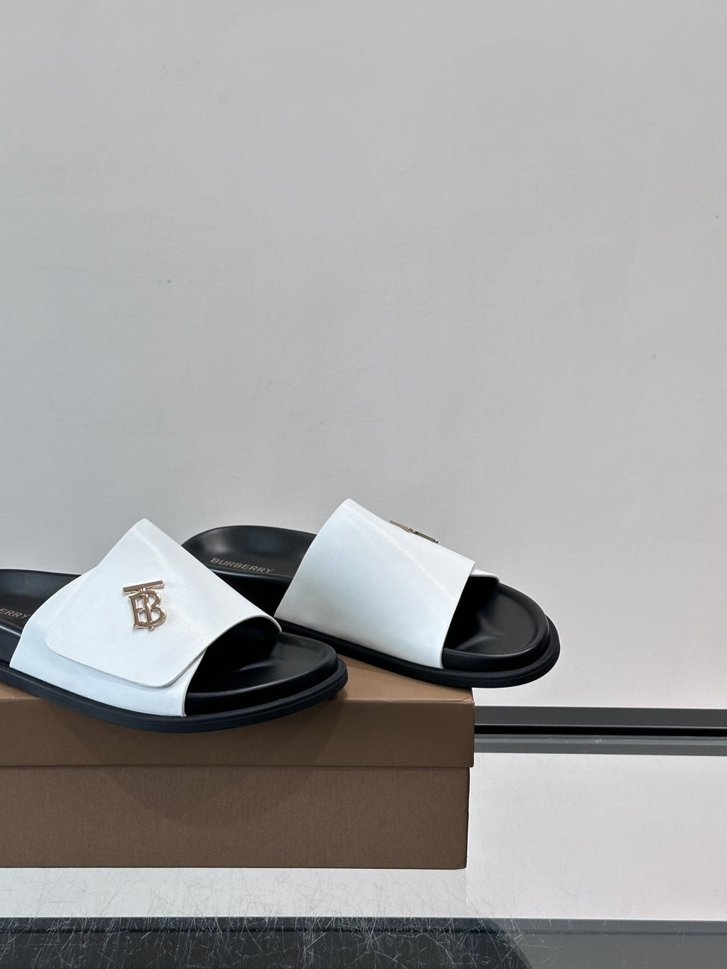 Burberry Men’s White Leather Logo Slide Sandals