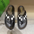 Bottega Veneta Men's Woven Thong Sandals - Black and White
