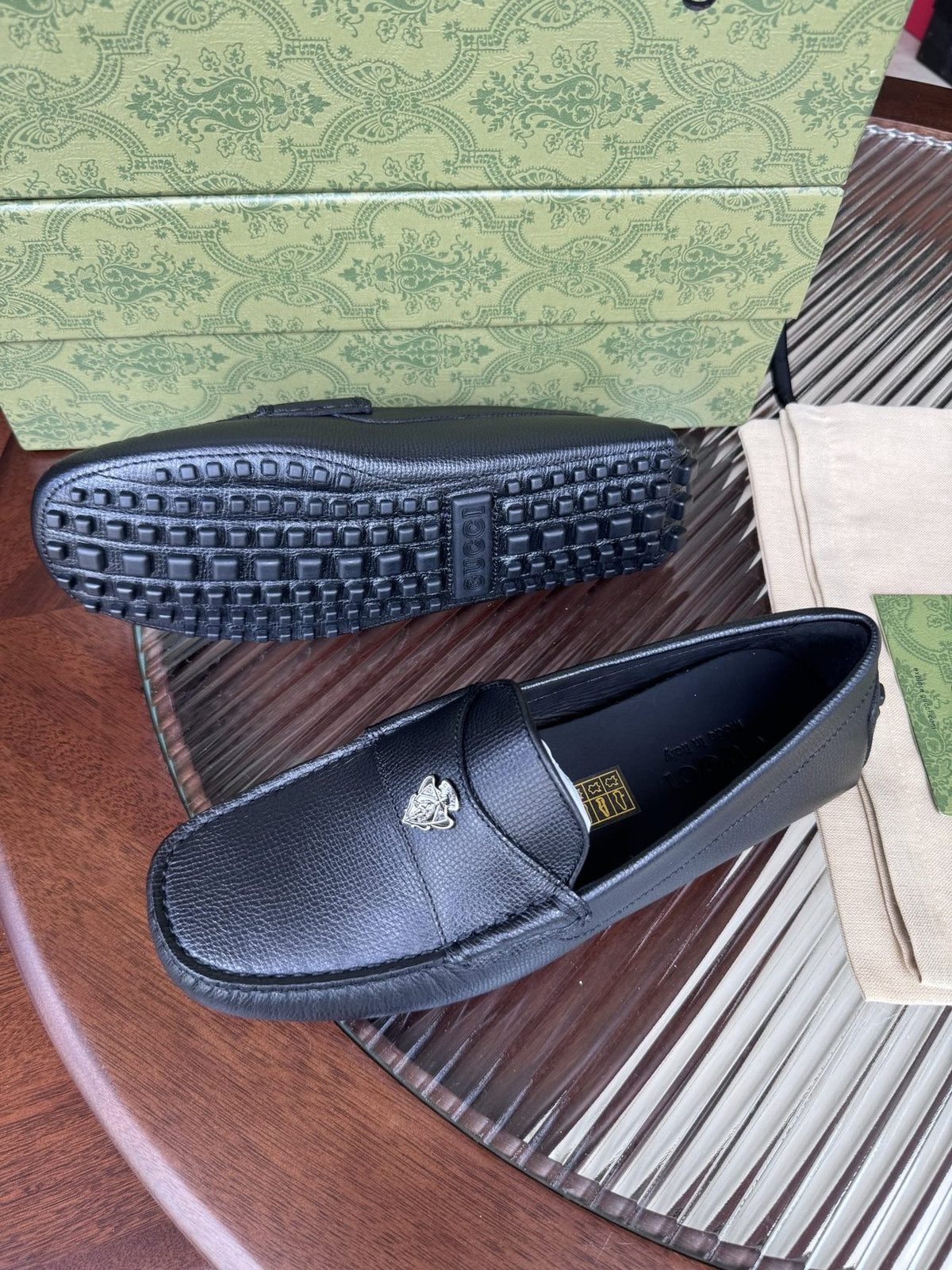 Gucci Black Bee Driving Loafers