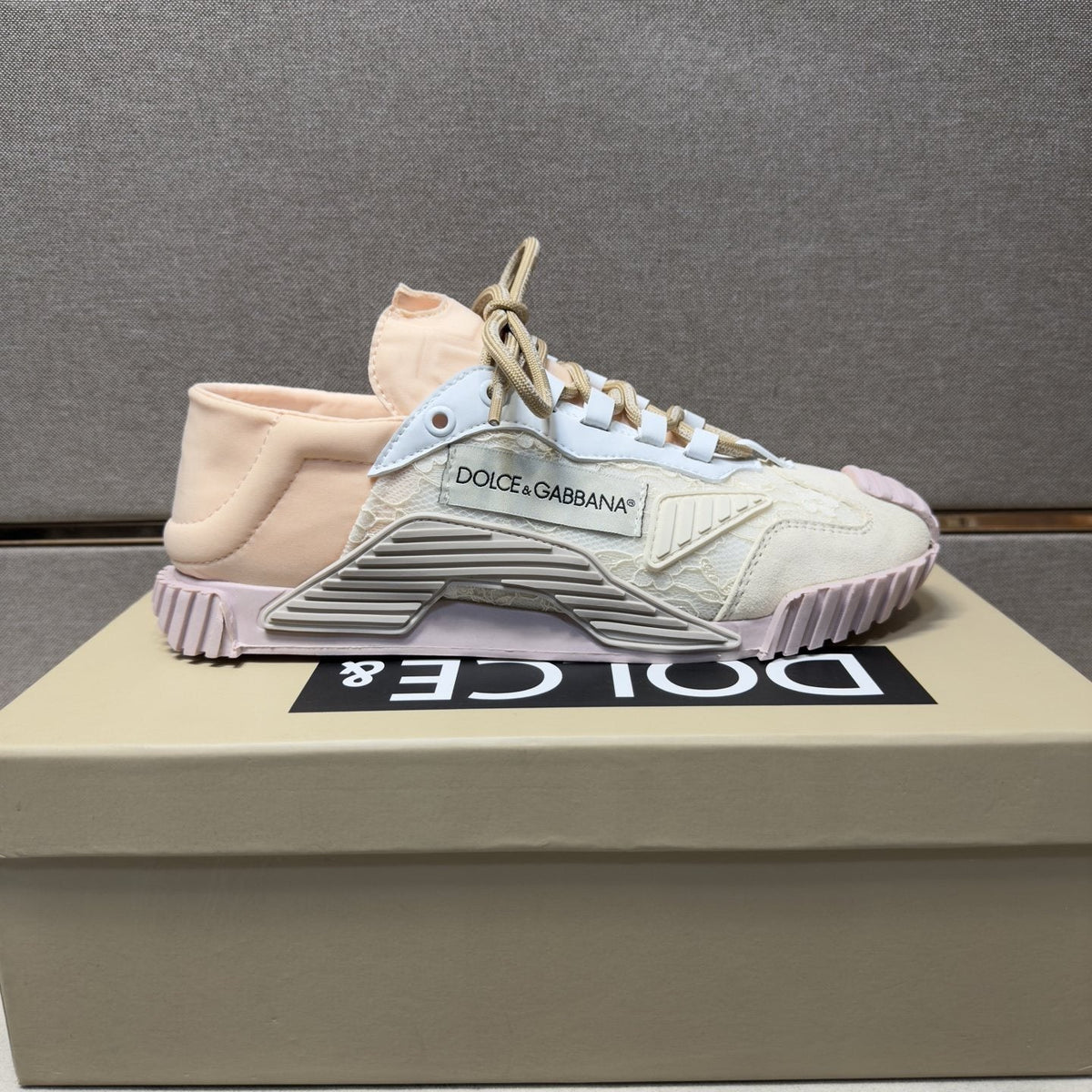 Dolce & Gabbana Cream Panel Low-Top Sneakers