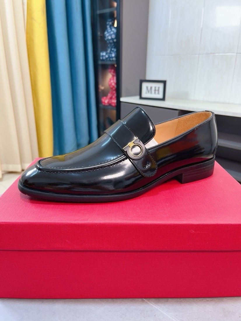 Salvatore Ferragamo Glossy Metal Ornament Loafers