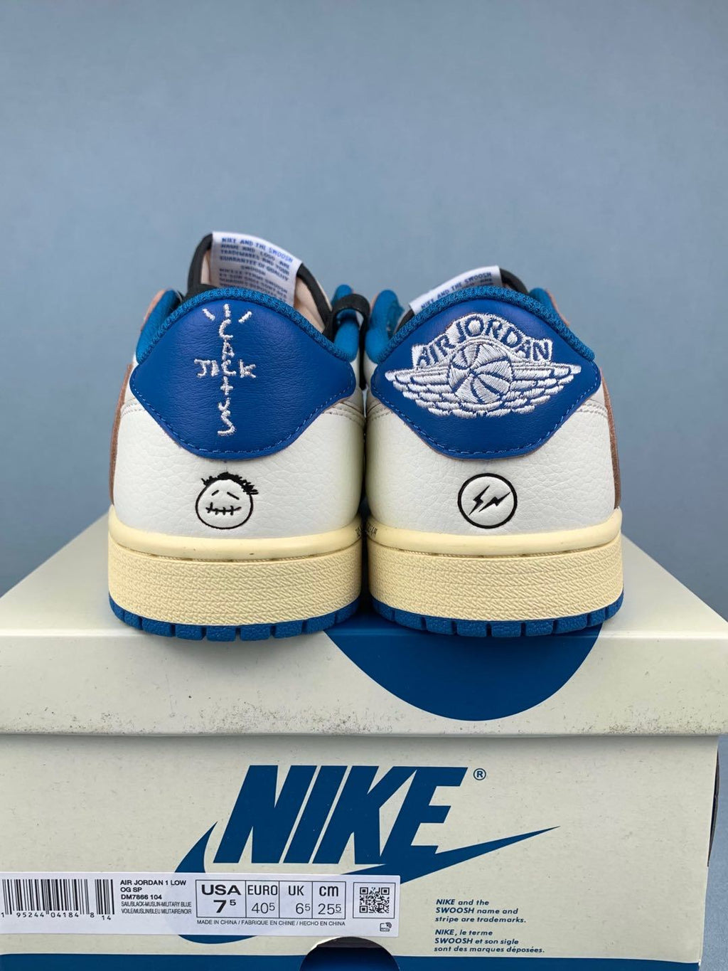 Air Jordan 1 Low OG Travis Scott Reverse Mocha Whit Unisex Sneakers DM7866-104