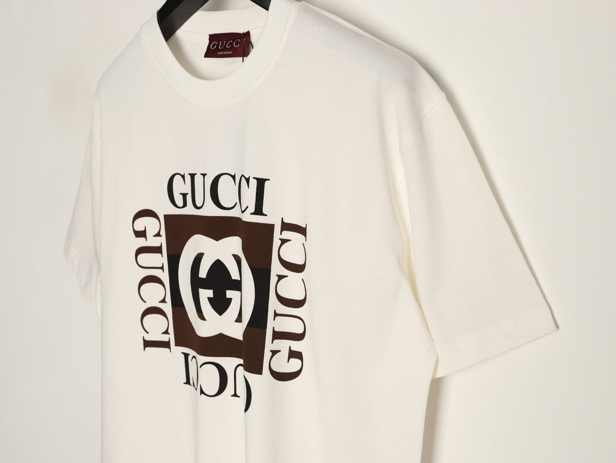 Gucci Interlocking-G Square Lettering T-Shirt - Cream and Black